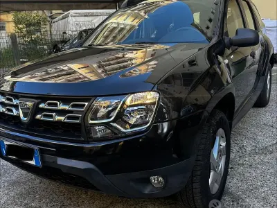 Usata Dacia Duster Ambiance 90 CV (66 kW) 2016 Nero SUV