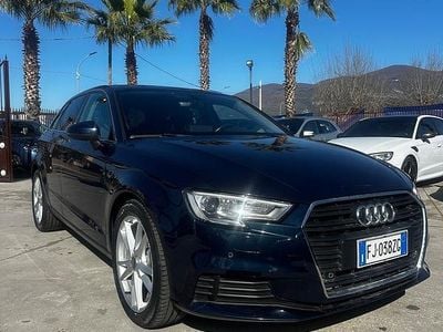 Usata Audi A3 Business 116 CV (85 kW) 2017 Blu Berlina