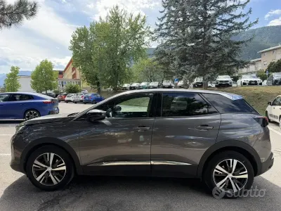Usata Peugeot 3008 131 CV (96 kW) 2023 Grigio SUV