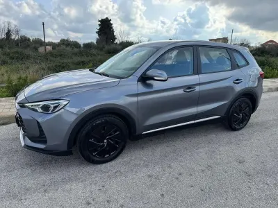 Usata MG ZS 102 CV (75 kW) 2025 Grigio SUV
