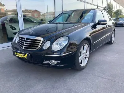 Usata Mercedes E280 Avantgarde 190 CV (139 kW) 2006 Nero Berlina