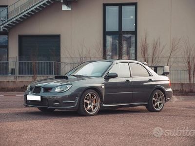 Usata Subaru Impreza 477 CV (350 kW) 2006 Grigio Berlina