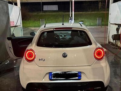 Usata Alfa Romeo MiTo Distinctive 95 CV (69 kW) 2010 Bianco Utilitaria