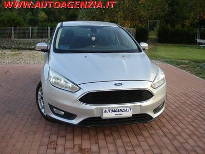 Usata Ford Focus Business Edition 120 CV (88 kW) 2015 Grigio Berlina