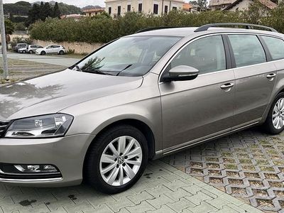 Usata 2014 VW Passat Comfortline Station wagon | 8500 € (Buon prezzo)