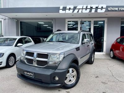 usata Dodge Nitro Nitro2.8 L4 crd 16v SE 4wd auto dpf GANCIO TRAINO