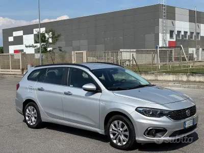 Usata Fiat Tipo Business 120 CV (88 kW) 2017 Grigio Station wagon
