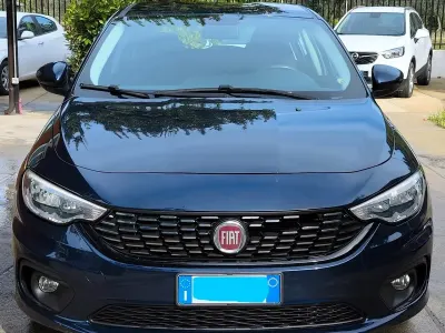 Usata Fiat Tipo Business 95 CV (69 kW) 2017 Blu Berlina