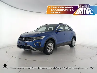 Usata VW T-Roc Life 150 CV (110 kW) 2023 Ravenna blue metallizzato SUV