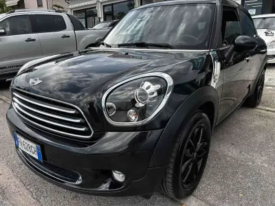 Usata Mini Cooper D Countryman Business 111 CV (81 kW) 2014 Nero SUV