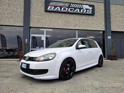 Usata VW Golf VI Comfortline 105 CV (77 kW) 2011 Bianco Utilitaria