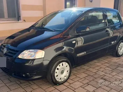 Usata VW Fox 54 CV (39 kW) 2005 Nero Utilitaria