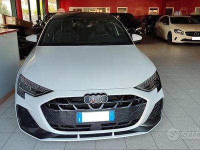 Usata Audi A3 S-Line 150 CV (110 kW) 2024 Bianco metallizzato Berlina