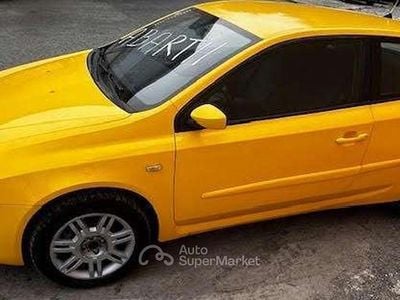 Usata Fiat Stilo Abarth 170 CV (125 kW) 2002 Giallo Berlina