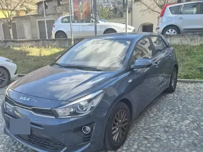Usata Kia Rio 84 CV (61 kW) 2022 Berlina