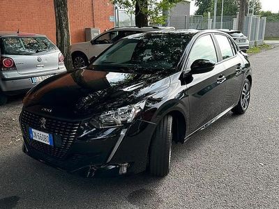 Usata Peugeot 208 102 CV (75 kW) 2023 Utilitaria