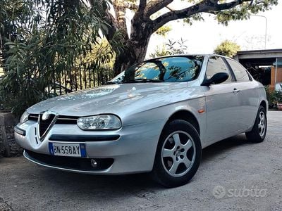 Usata Alfa Romeo 156 140 CV (102 kW) 2000 Grigio Berlina