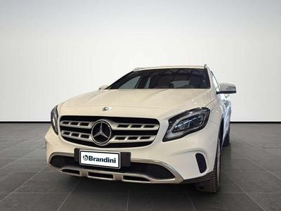 Usata Mercedes GLA180 122 CV (89 kW) 2019 Bianco SUV