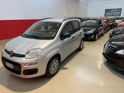 Usata Fiat Panda Easy 85 CV (62 kW) 2013 Grigio Utilitaria