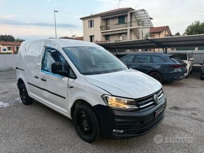 VW Caddy