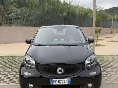 Usata Smart ForFour Passion 71 CV (52 kW) 2016 Utilitaria