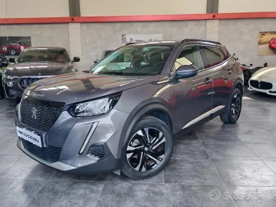 Usata Peugeot 2008 Allure 102 CV (75 kW) 2021 Grigio SUV