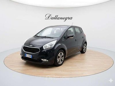 Usata Kia Venga 90 CV (66 kW) 2015 Nero Utilitaria