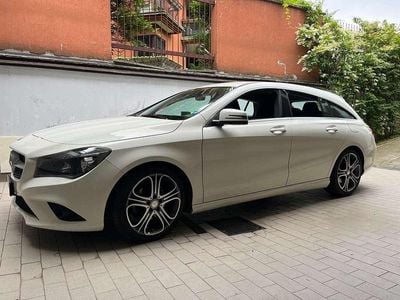 Mercedes CLA200