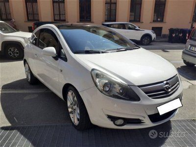 usata Opel Corsa SPORT