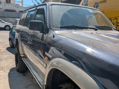 Usata Nissan Patrol 158 CV (116 kW) 2002 Bluazzurro SUV