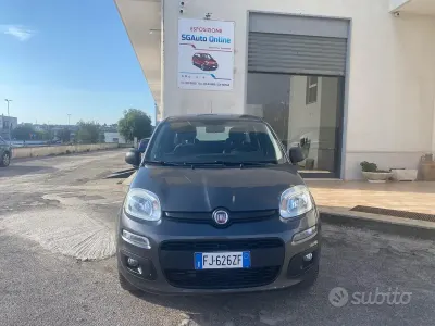 Usata Fiat Panda Lounge 80 CV (58 kW) 2017 Grigio Utilitaria