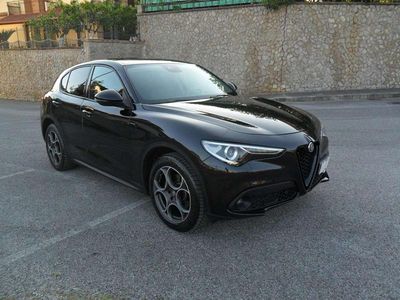 Usata Alfa Romeo Stelvio Sprint 190 CV (139 kW) 2021 Vulcano SUV