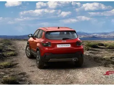Nuova Jeep Avenger Longitude 100 CV (73 kW) 2026 Rosso SUV