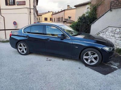 Usata BMW 320 Luxury Line 184 CV (135 kW) 2012 Berlina
