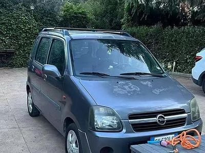 Usata Opel Agila Club 69 CV (50 kW) 2005 Grigio Monovolume