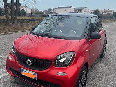 Rosso Usata 2016 Smart ForFour Utilitaria | 9800 € (Molto cara)