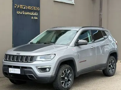 Usata Jeep Compass Trailhawk 170 CV (125 kW) 2019 Grigio SUV