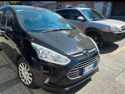 Usata Ford B-MAX 90 CV (66 kW) 2015 Nero Monovolume