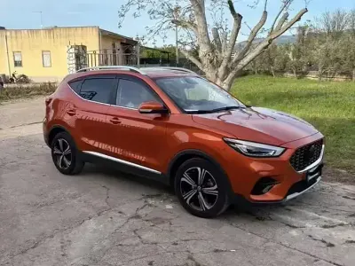 Usata MG ZS 106 CV (77 kW) 2022 Arancione SUV