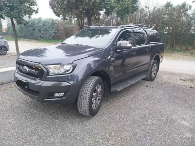 Usata Ford Ranger Limited 200 CV (147 kW) 2017 Grigio Pick-up