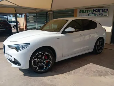 Usata Alfa Romeo Stelvio Veloce 209 CV (153 kW) 2021 Bianco SUV