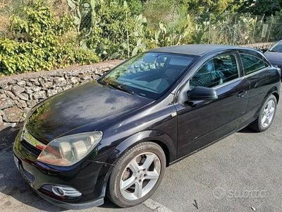 Opel Astra GTC