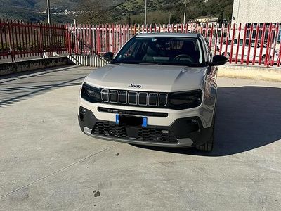Usata Jeep Avenger Summit 100 CV (73 kW) 2024 Bianco SUV