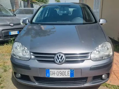 Usata VW Golf V Comfortline 105 CV (77 kW) 2007 Grigio Berlina