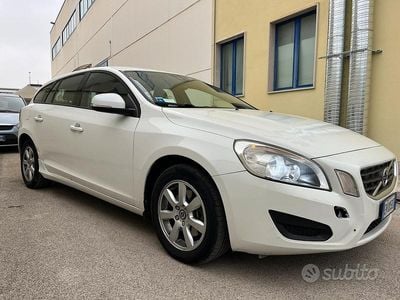Usata Volvo V60 115 CV (84 kW) 2012 Station wagon