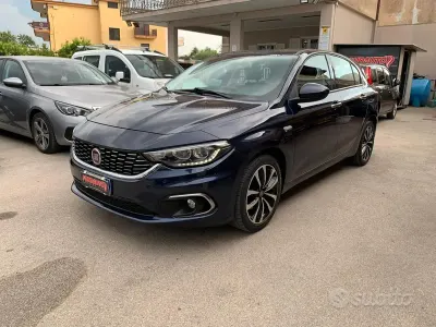 Usata Fiat Tipo Lounge 95 CV (69 kW) 2018 Bluazzurro Berlina