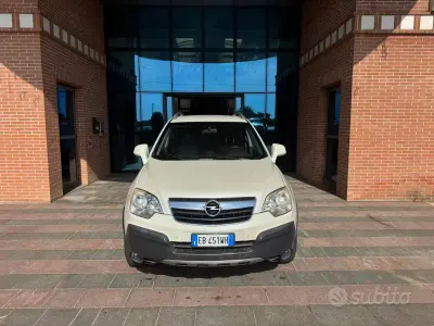 Usata Opel Antara Edition+ 127 CV (93 kW) 2010 Grigio SUV