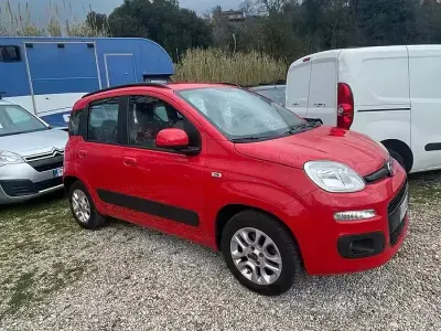 Gebraucht Fiat Panda Easy 69 PS (50 kW) 2019 Rot Kleinwagen