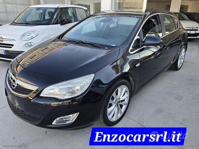 Usata Opel Astra Cosmo 125 CV (91 kW) 2010 Grigio Berlina