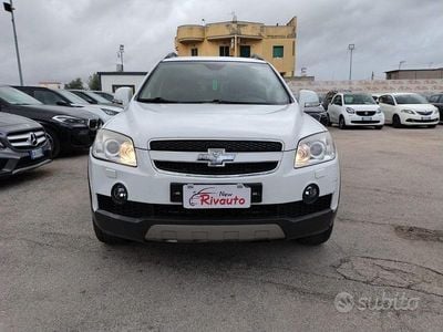 Usata Chevrolet Captiva LTZ 150 CV (110 kW) 2010 Bianco SUV